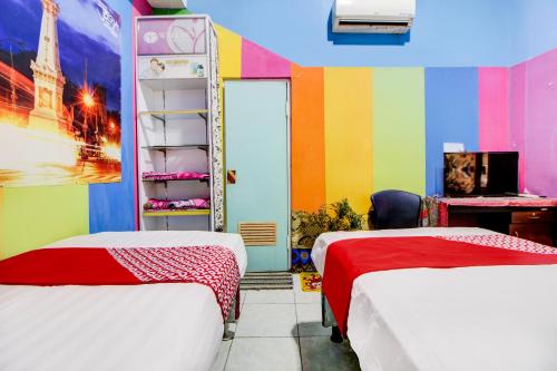Deluxe Twin Room image 5