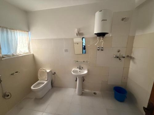 Hotel Center Inn Lake – Pokhara, FL
