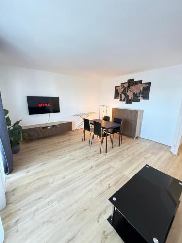 Appartement moderne au centre-ville de Villeneuve La Garenne in Villeneuve-la-Garenne
