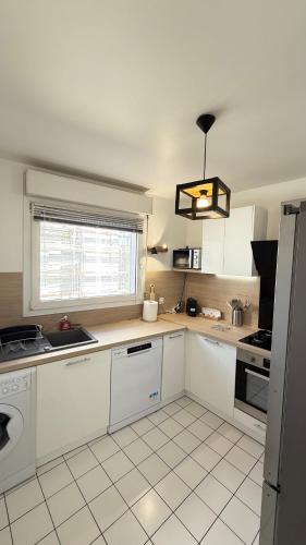 Appartement moderne au centre-ville de Villeneuve La Garenne in Villeneuve-la-Garenne