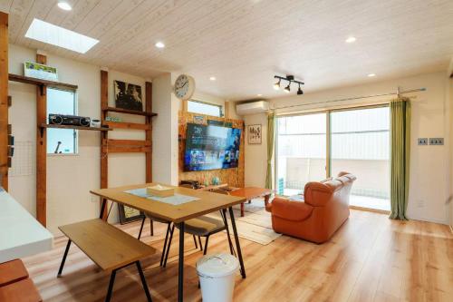 USJまで 電車で1分 115平方メートルDream Home 12人宿泊 無料駐車埸 貸切リ戸建 大型テレビ設置