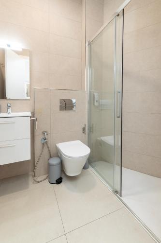 ApartUP Belmar Apartments - image 2