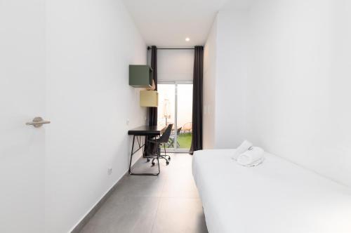 ApartUP Belmar Apartments - image 4