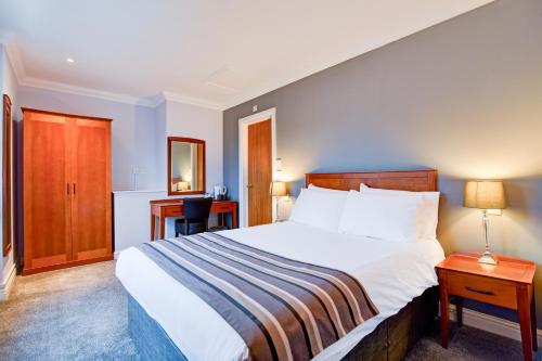 1 double bed