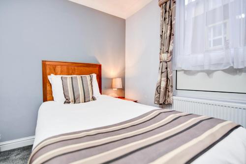 Aston Court Hotel - main image