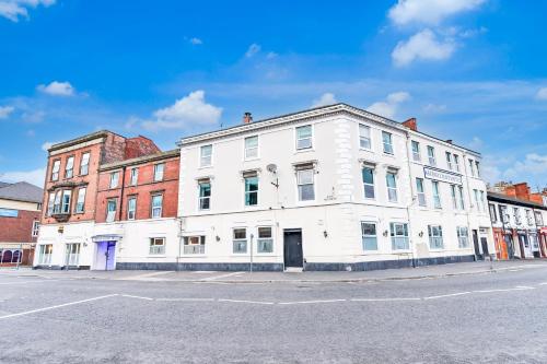 Aston Court Hotel - image 11
