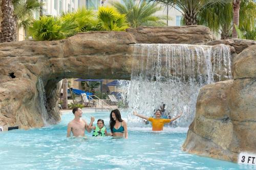 Gaylord Palms Resort & Convention Center - image 36