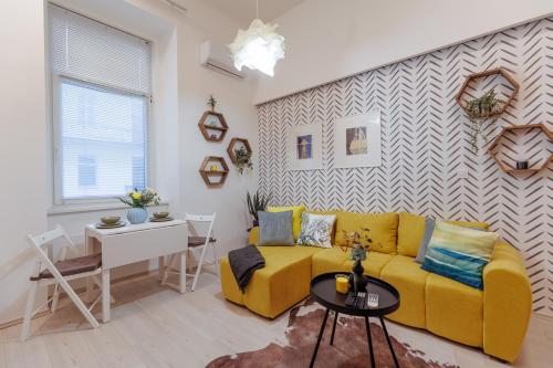 Moonlight Apartment, Budapest