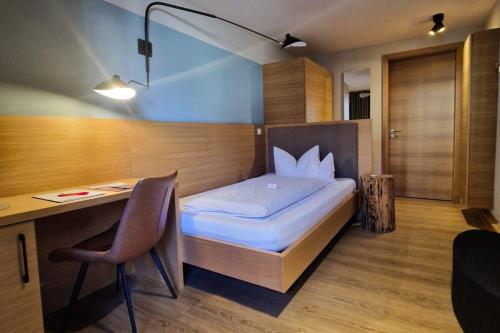 Large Single Room
