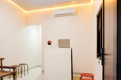 Lobby, Hotel O Kedaton Near Rumah Sakit Advent Bandar Lampung Formerly Hotel Plain C Lake in Bandar Lampung