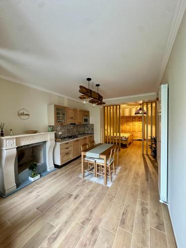 La dimora di d Angiò 1