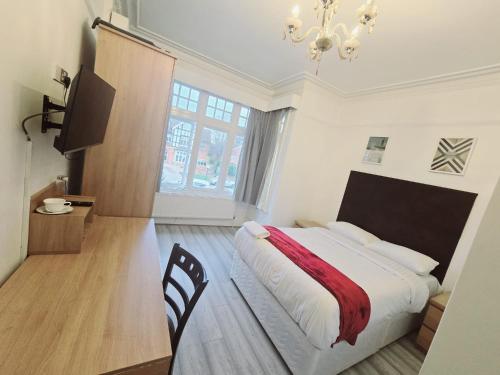 Kingswood Hotel in เมดเด็นเฮด