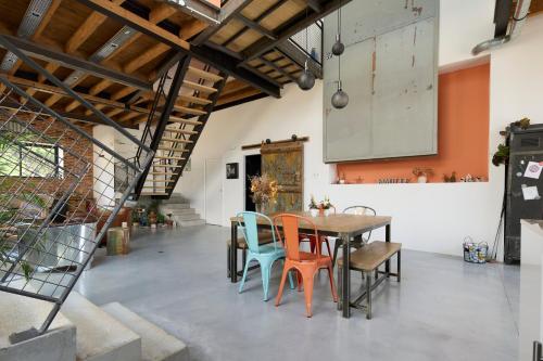 Le Loft Nantais - Superbe Loft de 300m² - image 2