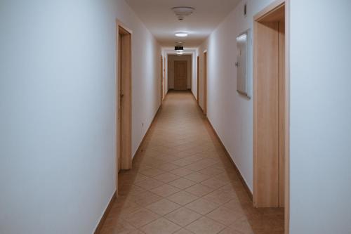 Pokoje Gościnne Domu Pielgrzyma w Supraślu - image 4