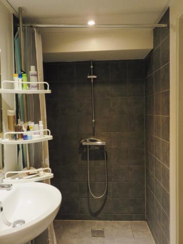 close to norreport st & central 302 - norregade 34a 3 kobenhavn 1165 near Rosenborg Slott