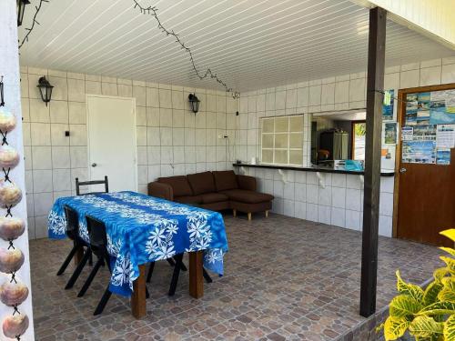 Chez Guy , chambre familiale in Rangiroa