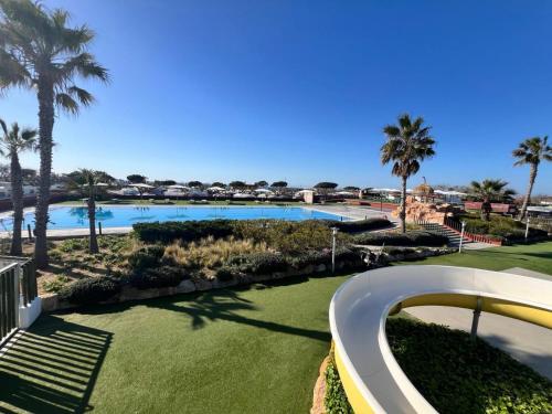 Úszómedence, Camping Resort Els Pins in Malgrat de Mar