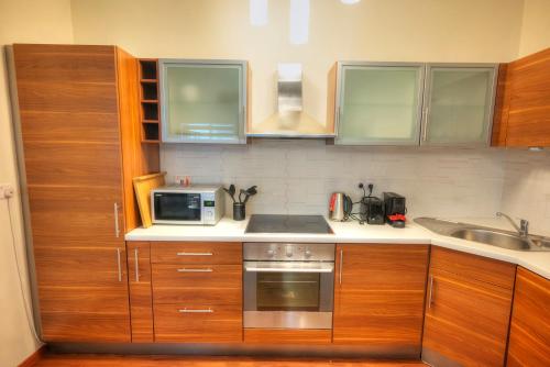 Spacious & elegant 2 bedrooms, 2 bathrooms DBOR1-1, Pieta (photo 3)