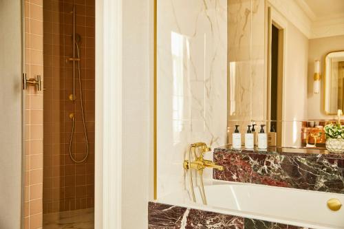 The Westin Palace Madrid - image 12