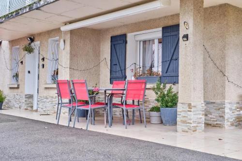 Appartement charmant à Saint-Victor-de-Cessieu - 30 m² - Terrasse