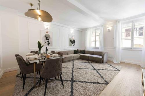 LVL apartments by MMega, Florencie