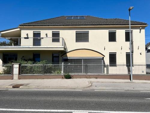 Fantastic villa in Fischamend in Fischamend