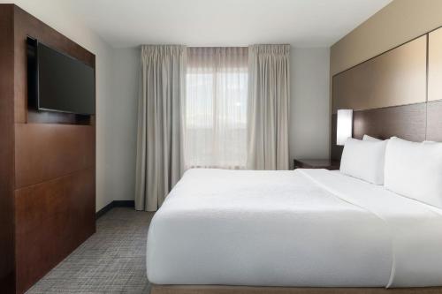 Residence Inn by Marriott Denver Central Park - image 10