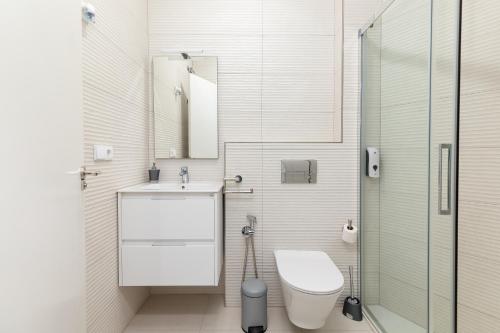 ApartUP Belmar Apartments - image 5