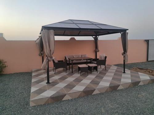 . Dafyat two bedrooms rental house
