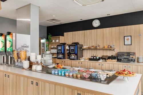 Appart hôtel Q7 Lodge Lyon 7 - 식음료(F&B)