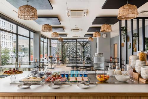 Appart hôtel Q7 Lodge Lyon 7 - 식음료(F&B)