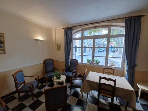 Logis Hotel du Pont d'Or