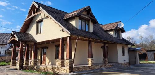 Viesnīcas āriene, American Style Vacation Home in Varatec