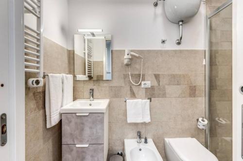 New flat in front StPeter Square, Roma (foto 2)