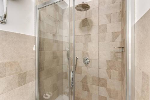 New flat in front StPeter Square, Roma (foto 3)