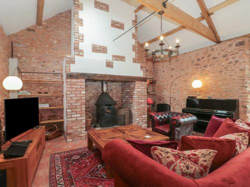 Exterior view, The Barn in Spaxton