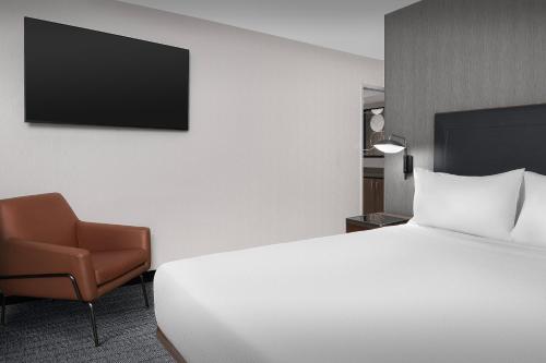 One-Bedroom Suite with Two Double Beds