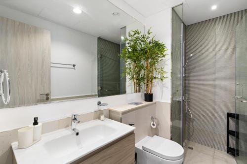 Stylish 1BR In Zada Tower With Pool Views, Dubai (Foto 10)