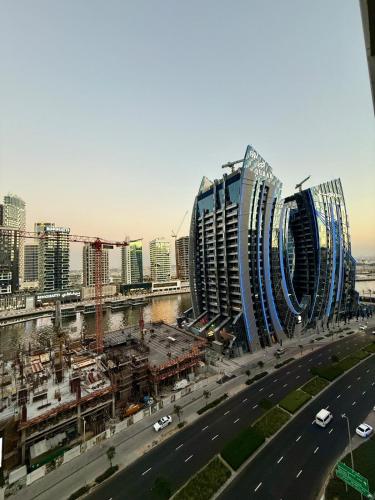 DAMAC Reva 5 mins Walk from Dubai mall, Dubai (photo 3)