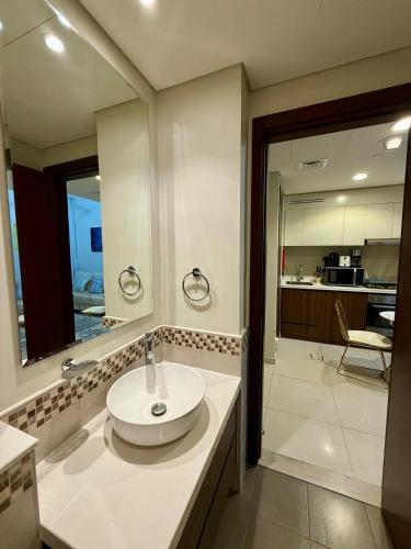 DAMAC Reva 5 mins Walk from Dubai mall, Dubai (photo 4)