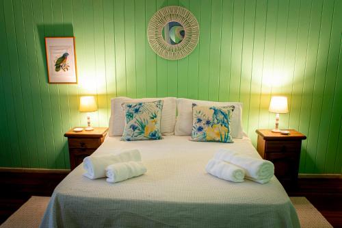 Deluxe Double Room image 8