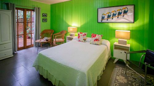 Deluxe Double Room image 4