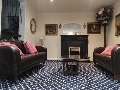 Ashley Hotel - image 8