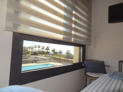 Los Flamencos mirando al mar by Guadiana Holidays