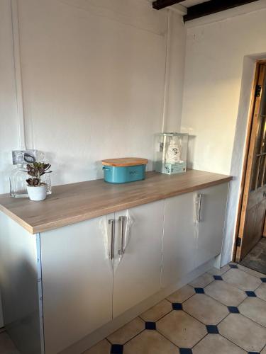 Quarry Barton Escape in Winterbourne