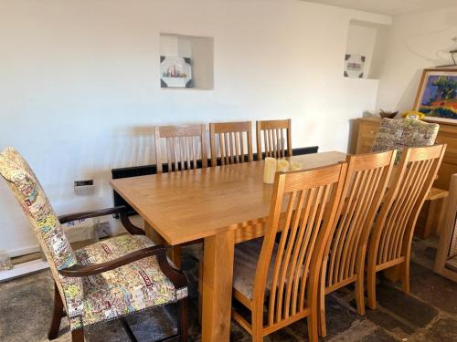 Quarry Barton Escape in Winterbourne