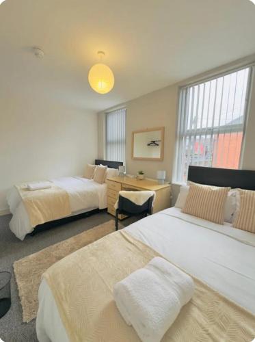 Room 4 Shared House in L6 chambre d'hôte devonshire house
