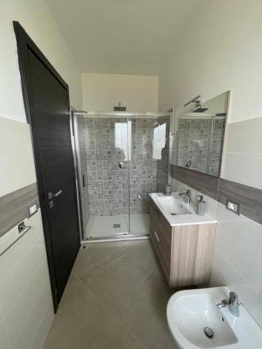 Ванна кімната, L'Uliveto B&B in Кастельнуово Клієнте