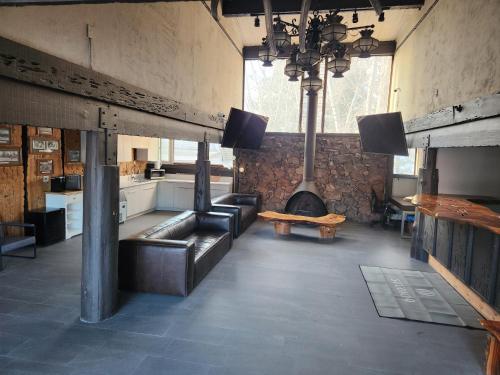 Studio 9 Big Bear Lake - image 3
