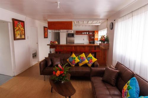 Cocina, Atiu Guest House - Are Manuiri in Atiu